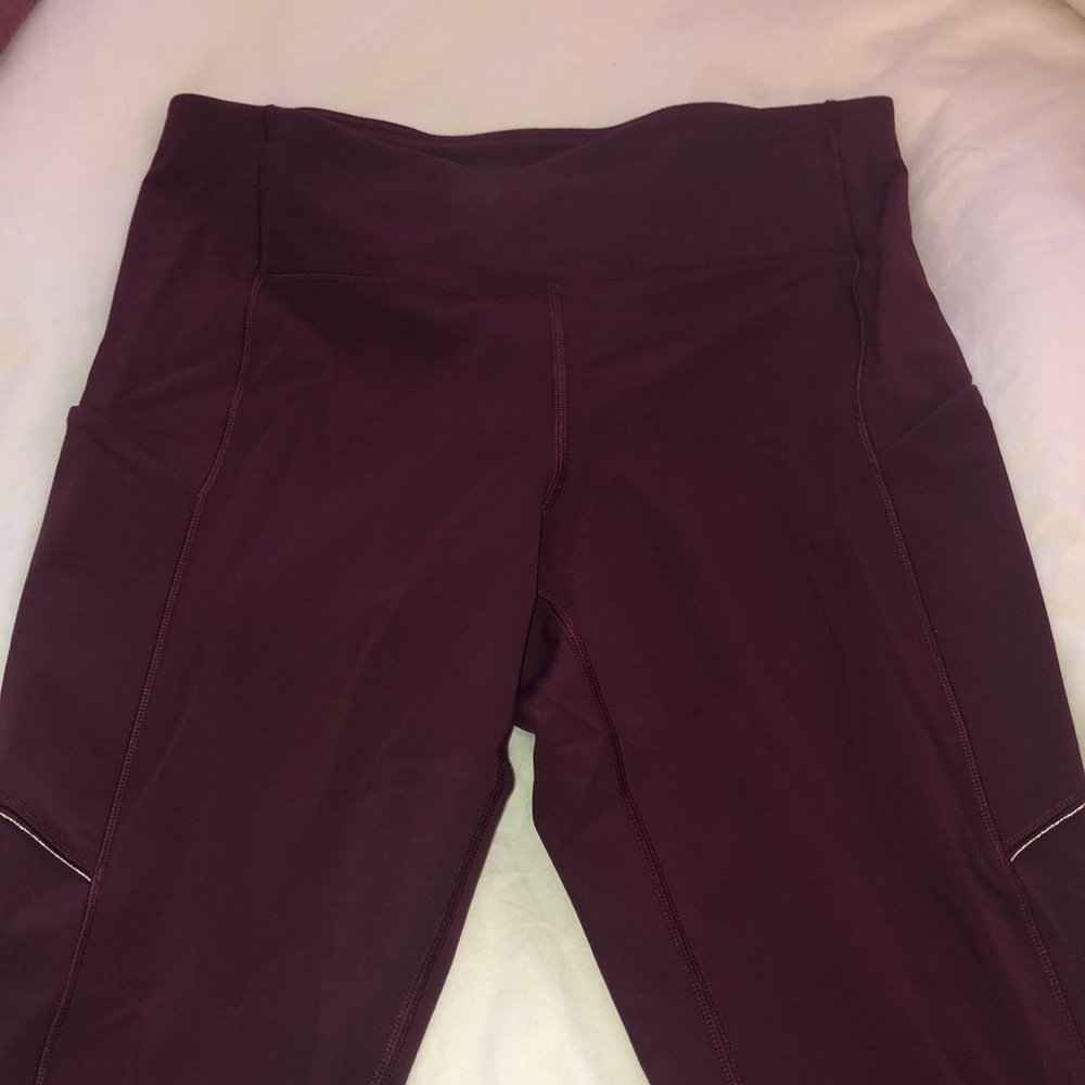 Maroon lululemon pocket leggings
